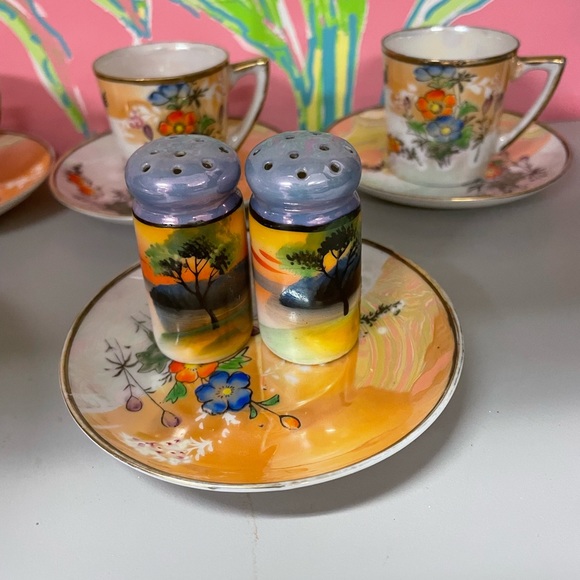 Vintage-Hand Painted CeramicCruetSet,1920's Japan,serving dish(2),cups/saucers 4 - Picture 2 of 16